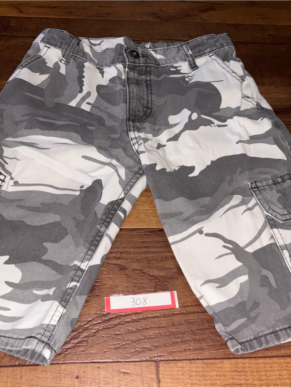 Wrangler Boys Grey & White Camo Cargo Shorts Adjustable Waist Size 10 Regular